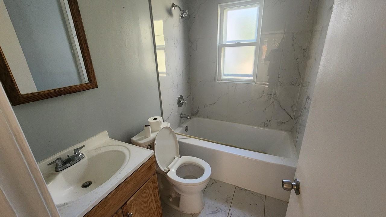 6120 Marvin St - Photo 7 of 14