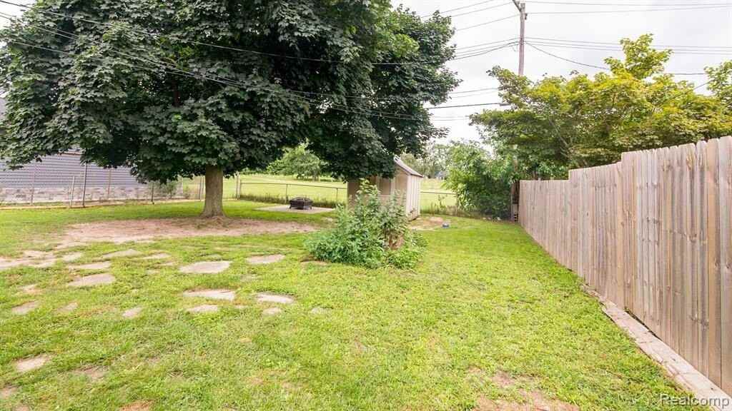 1203 Commonwealth Ave - Photo 7 of 22