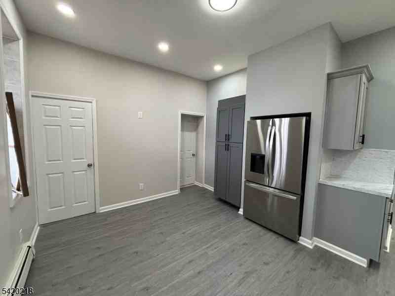 127 Fulton St - Photo 3 of 21