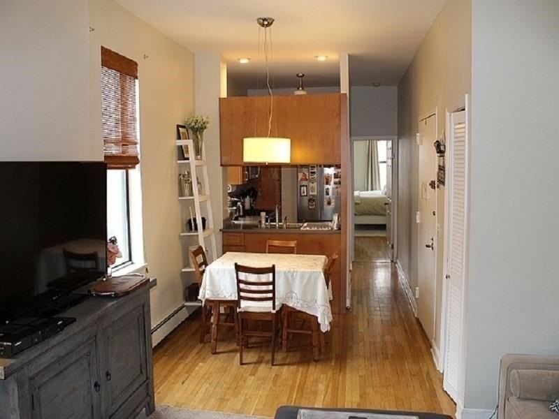 261 12th St #3A - Photo 5 of 14