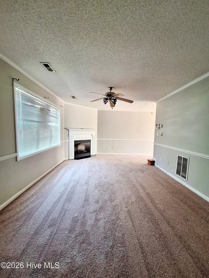 3979 Sterling Pointe Dr #MMM3 - Photo 2 of 13