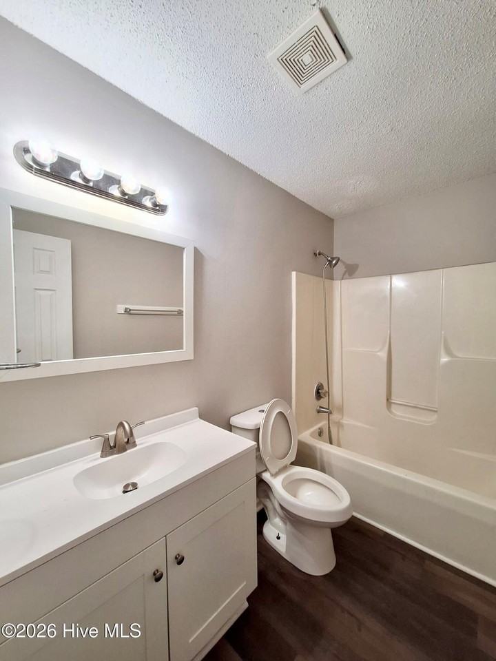 3002 Caldwell Ct #8 - Photo 7 of 7