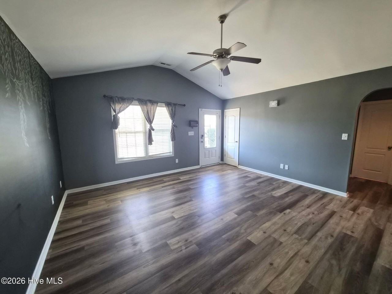 103 Palin Trl - Photo 5 of 27