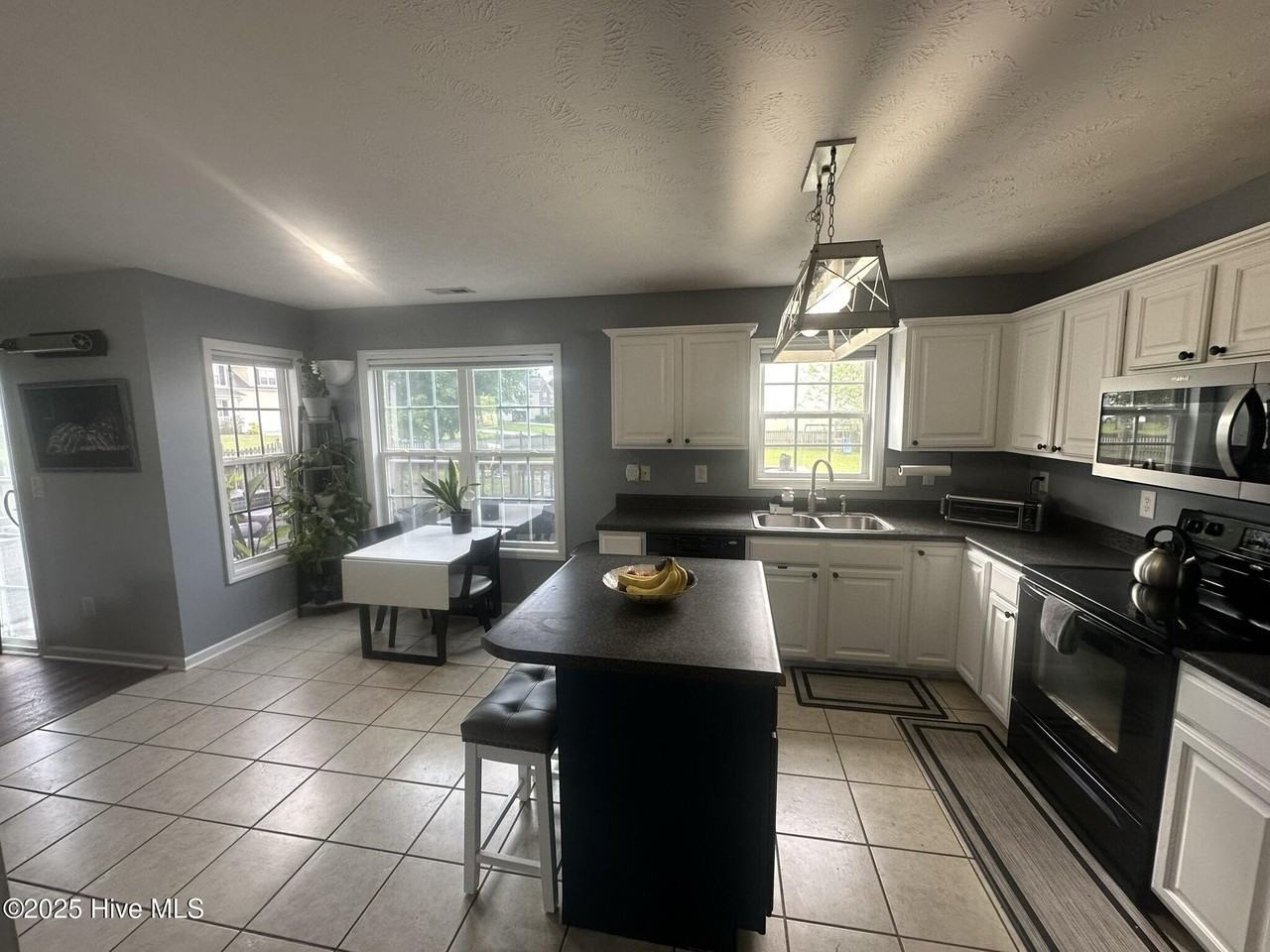 103 Louie Ln - Photo 6 of 13