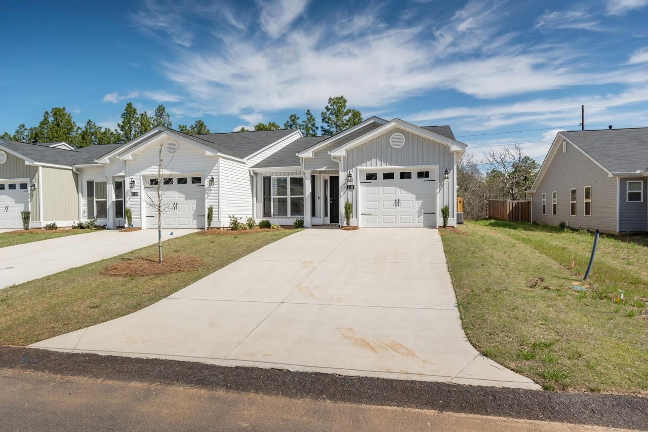 8131 Bannock Cir - Photo 2 of 37