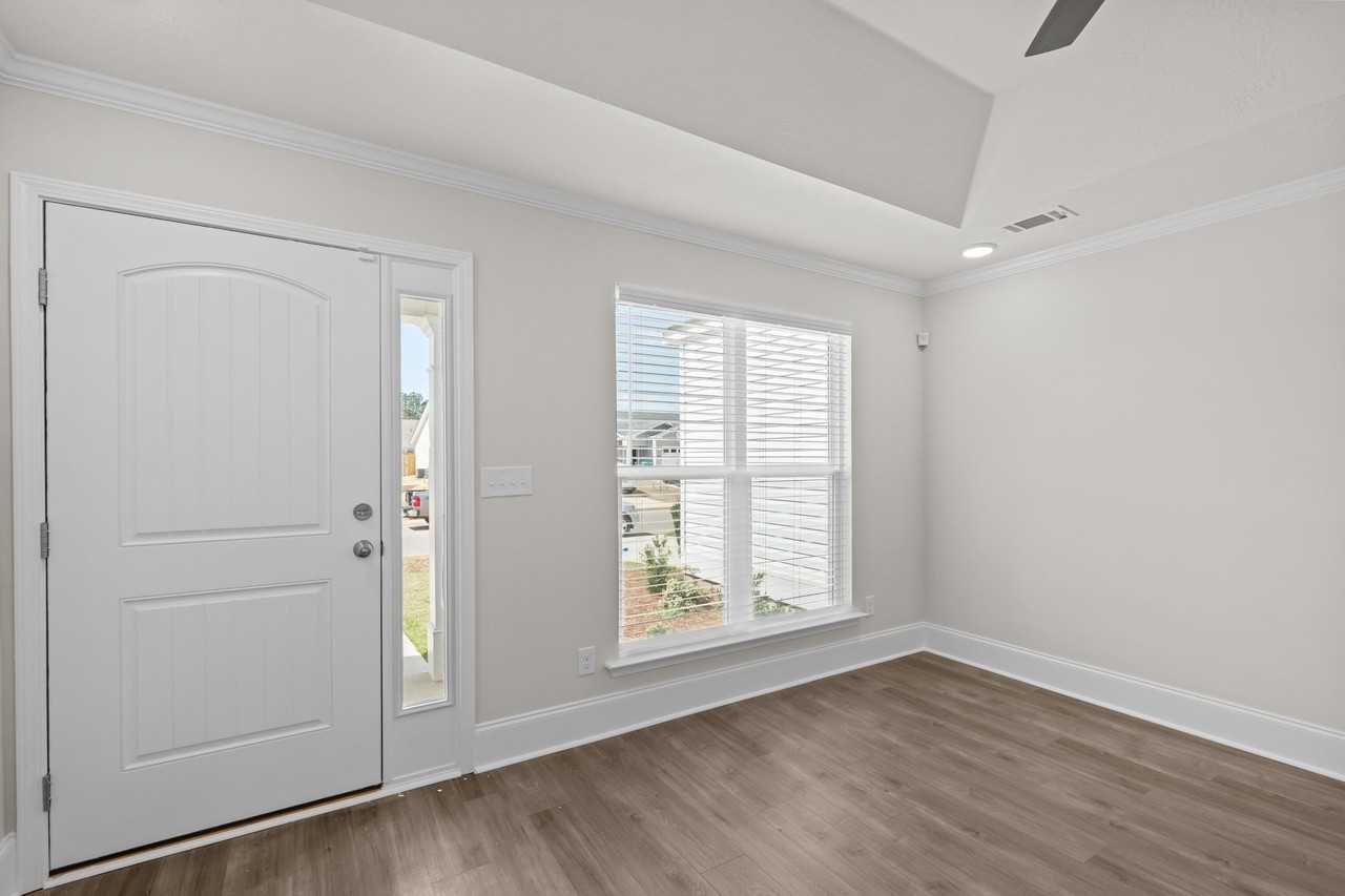 8131 Bannock Cir - Photo 7 of 37