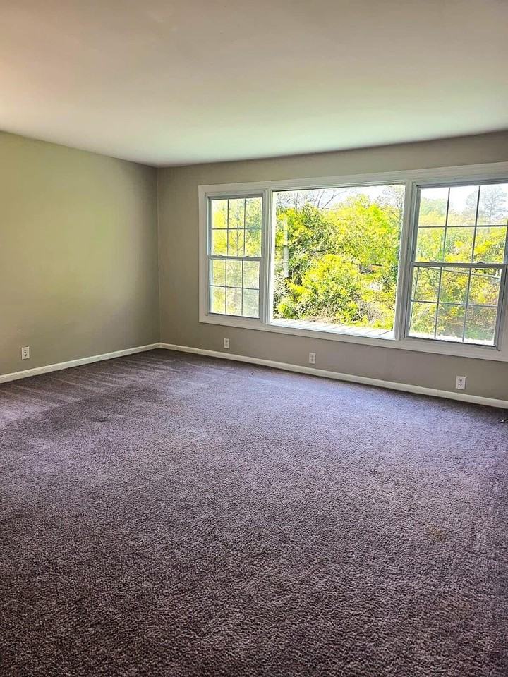 2831 Thomas Ln - Photo 4 of 9