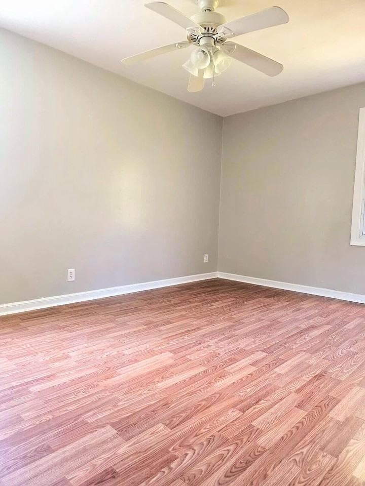 2831 Thomas Ln - Photo 7 of 9