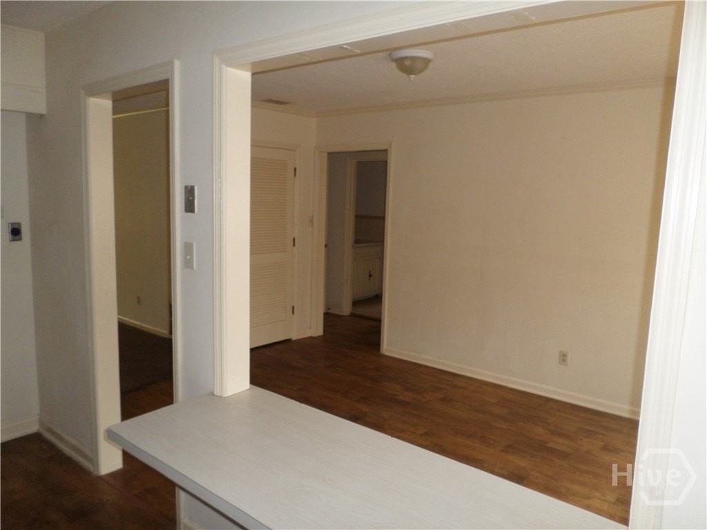 203 W 58th St - Photo 7 of 18