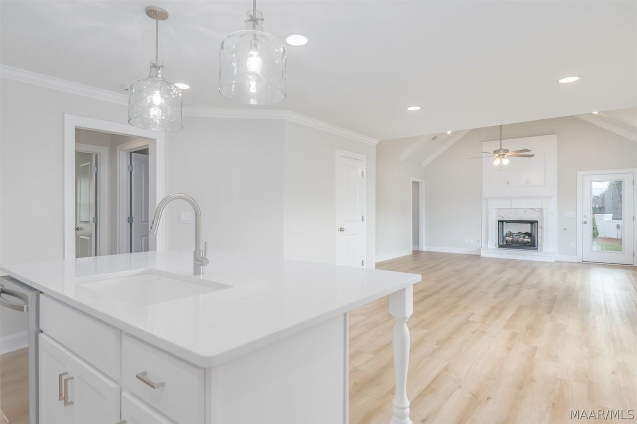 9300 Charley Ln - Photo 6 of 17