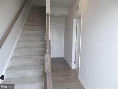 1016 Trestle Dr #1 - Photo 6 of 32