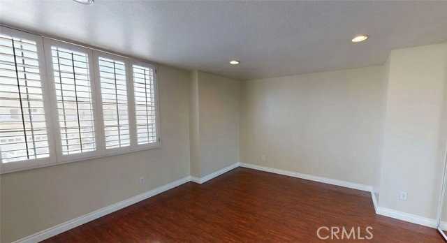 17669 Hever Cir - Photo 5 of 8