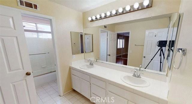 17669 Hever Cir - Photo 6 of 8