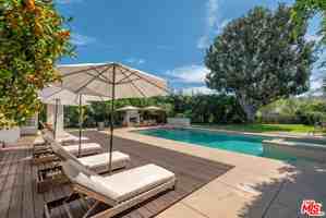 featured image of 10424 Valley Spring Ln