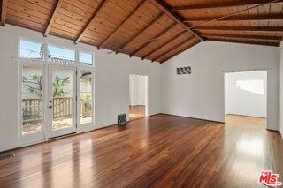 630 23rd St - Photo 5 of 8