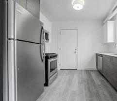 1706 W Glenlake Ave #2 - Photo 1 of 1