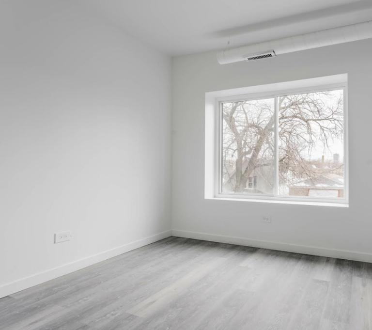 1706 W Glenlake Ave #2 - Photo 7 of 8