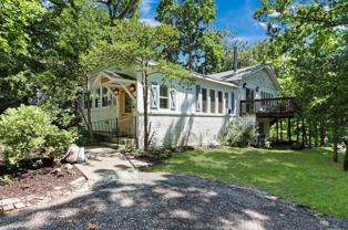 543 Oakwood Trl - Photo 1 of 1