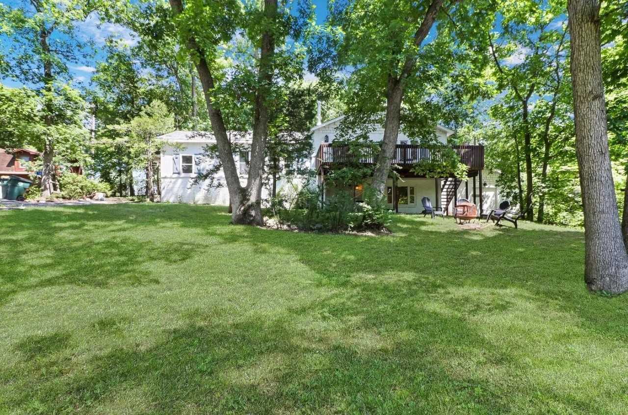 543 Oakwood Trl - Photo 4 of 25