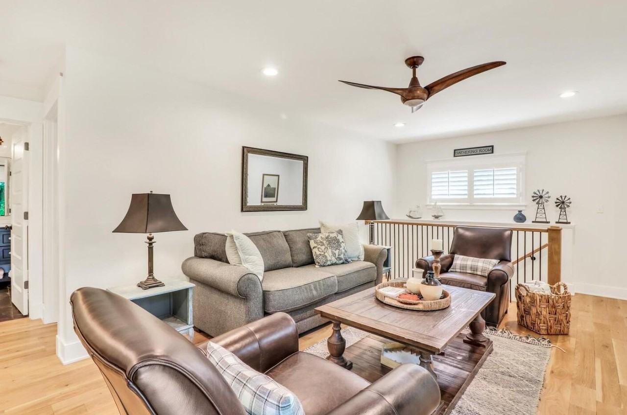 543 Oakwood Trl - Photo 6 of 25