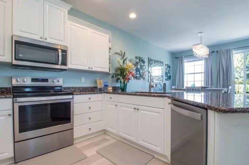 2319 Avenue C #200 - Photo 4 of 17