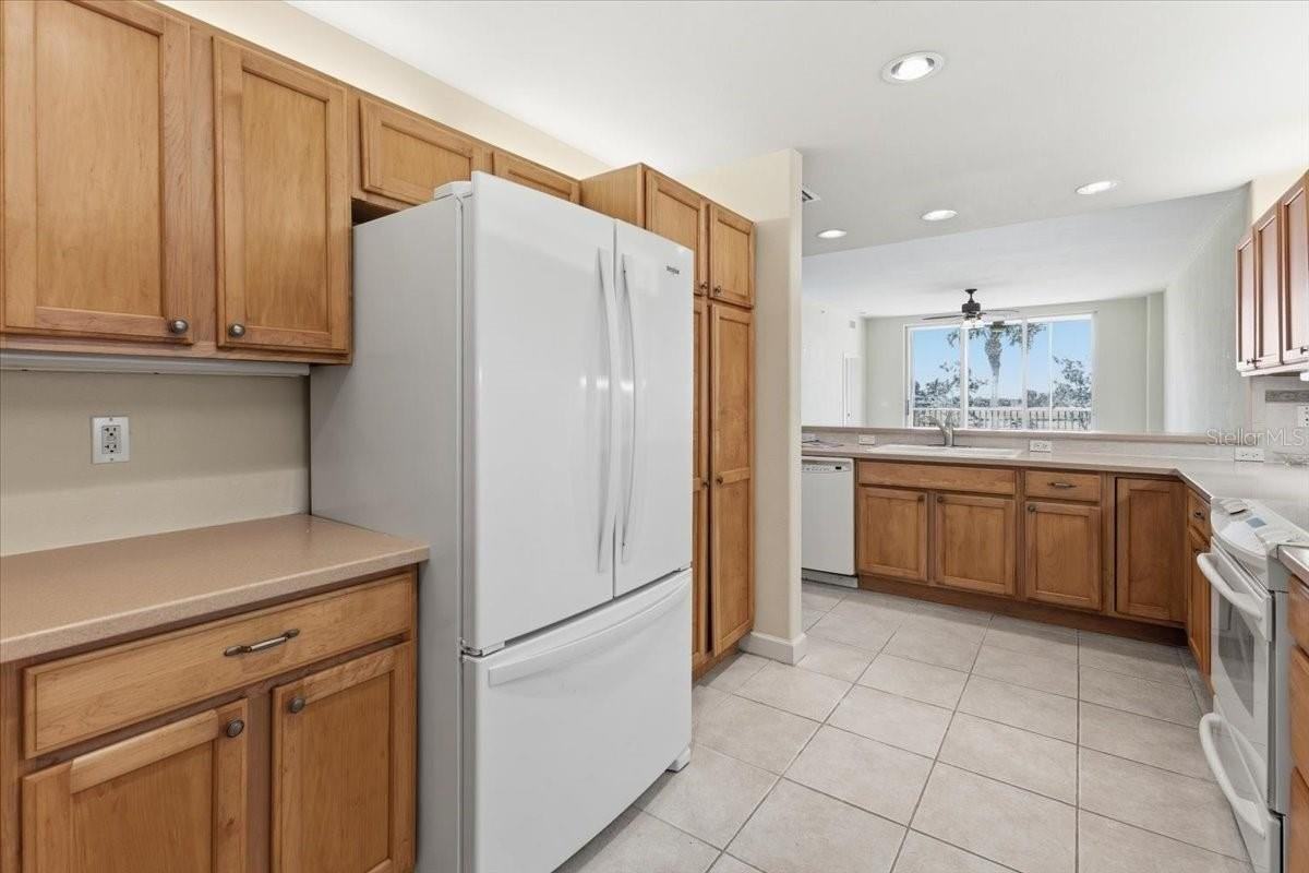 10045 Links Ln #203 - Photo 7 of 49