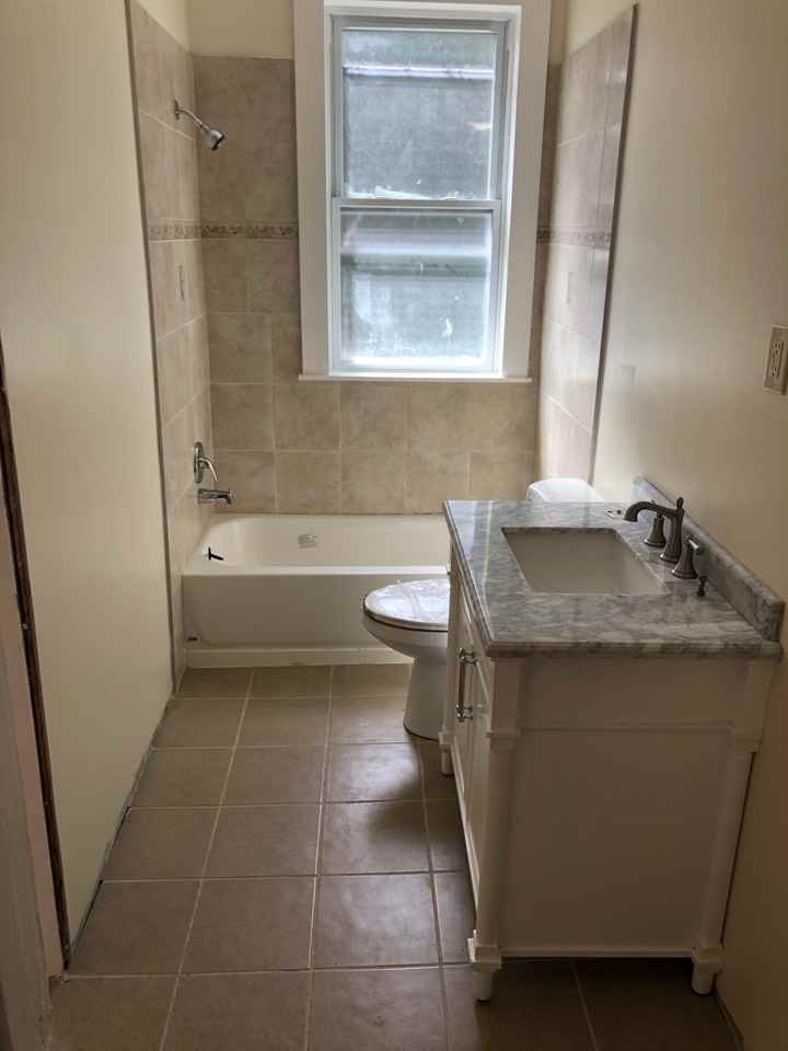 20 Owen Ave Apt 1st #1stFL - Photo 3 of 8