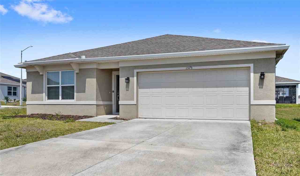 1575 Aspen Ave - Photo 2 of 33