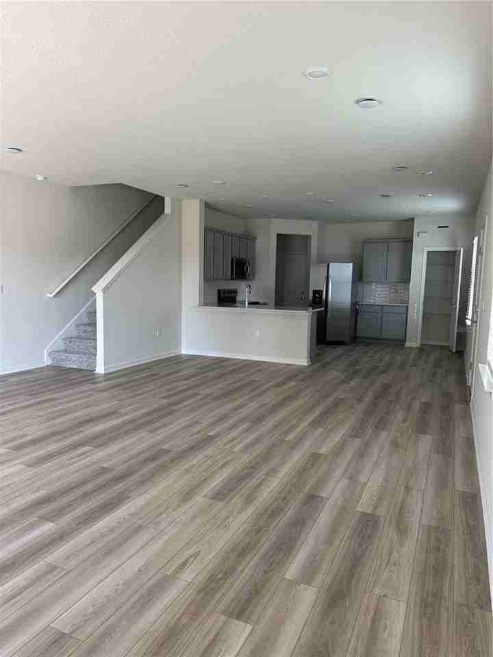 2555 Winsome Way - Photo 6 of 28