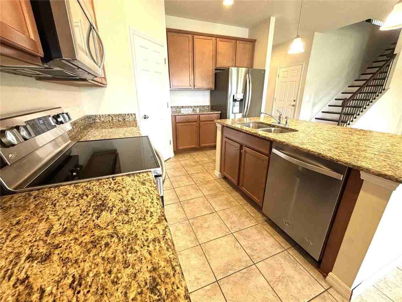 19363 Fallglo Dr - Photo 7 of 37