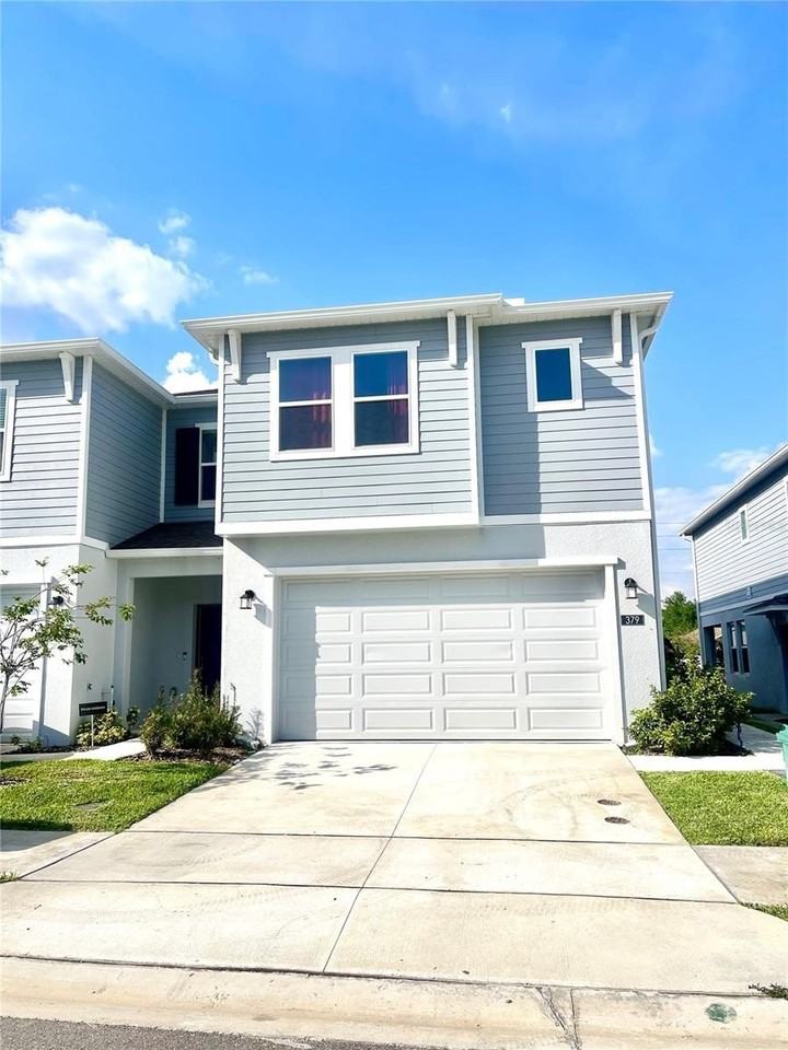 379 Sol Vista Dr - Photo 2 of 3