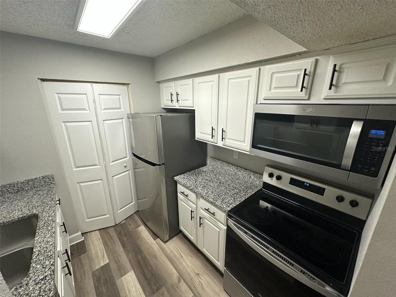 3772 Idlebrook Cir #108 - Photo 6 of 22