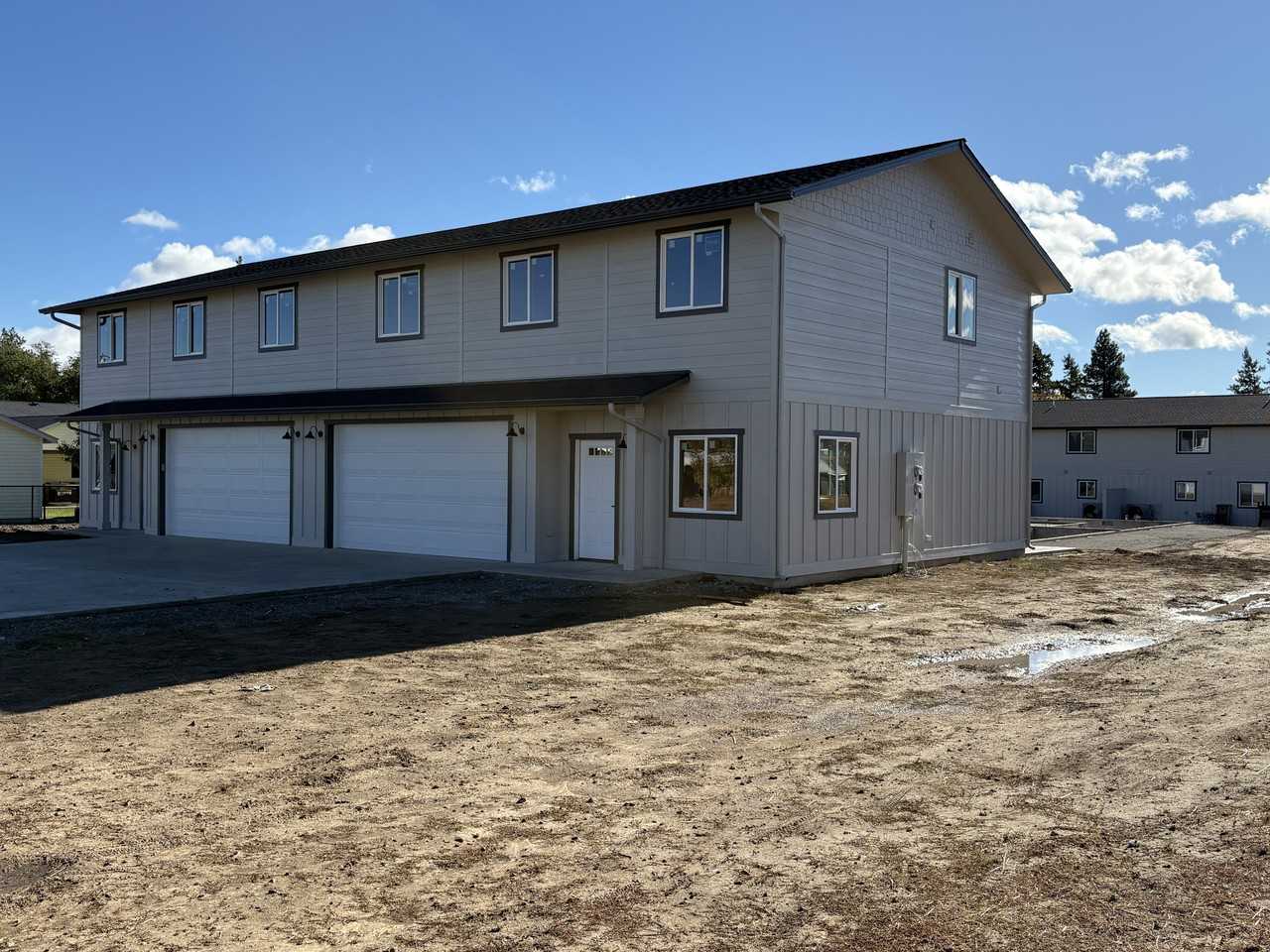 412 West 1st Street #A - Photo 3 of 36