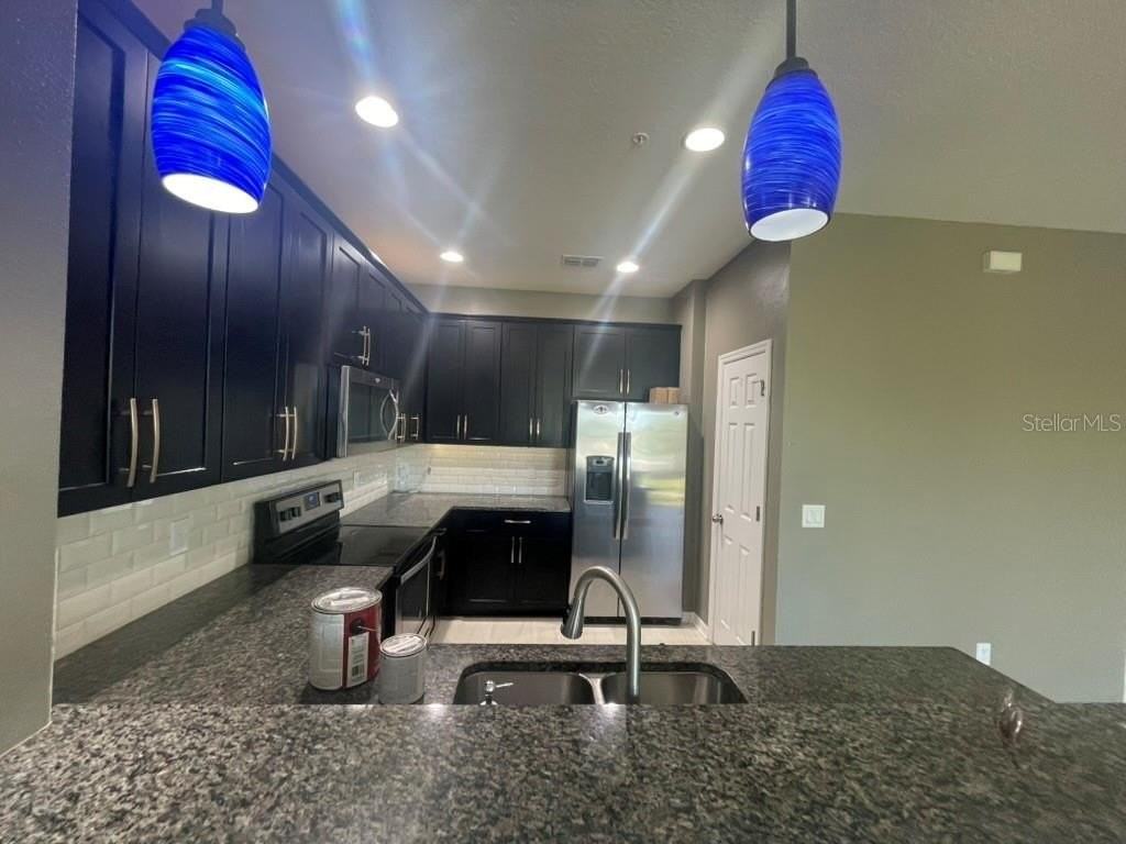 15221 Sunrise Grove Ct - Photo 5 of 34