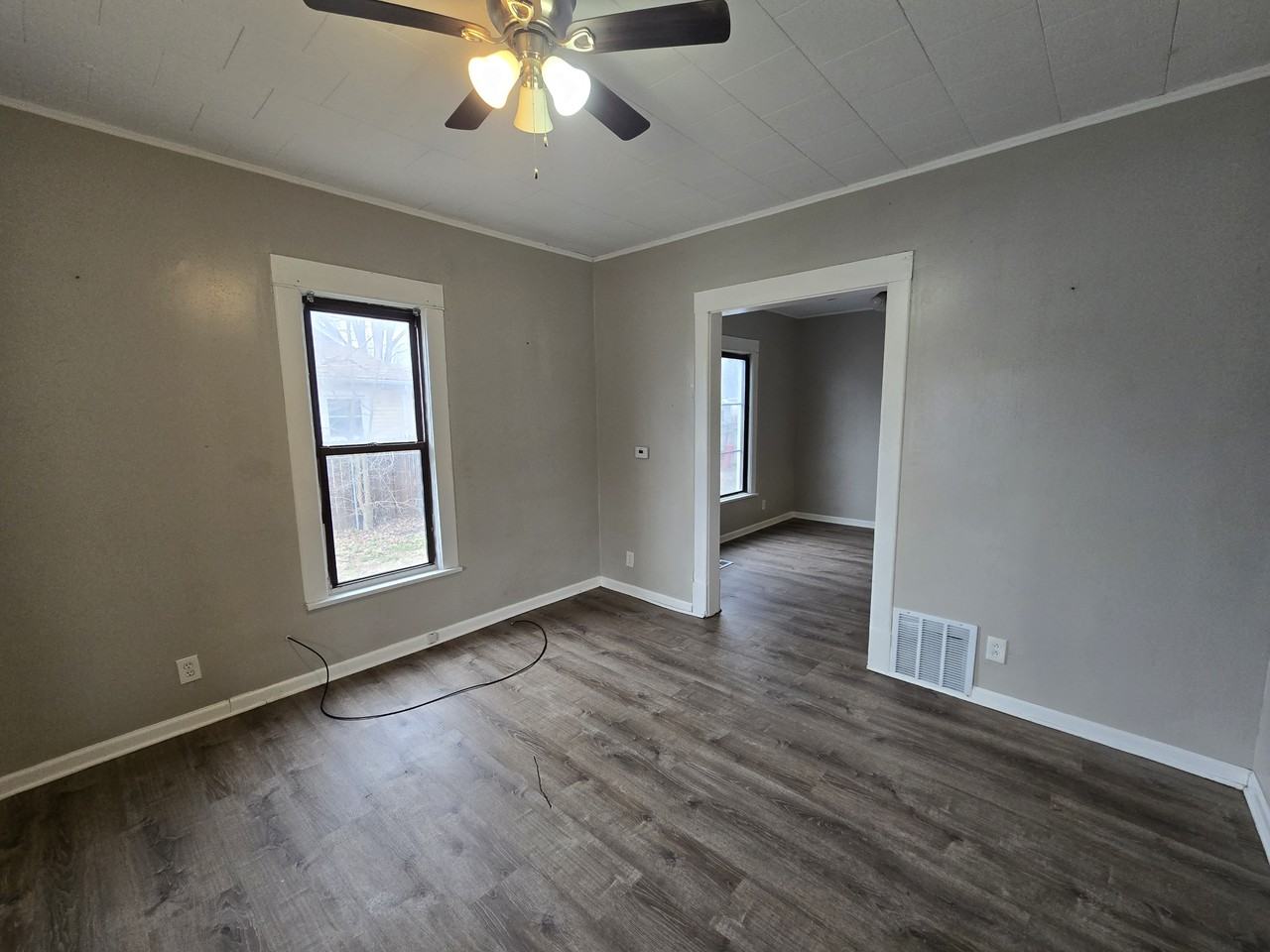 214 Edwards St #1 - Photo 5 of 32