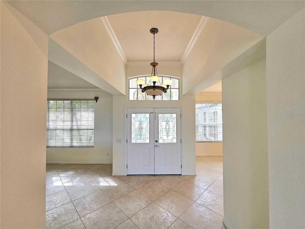 7209 Colonial Lake Dr - Photo 2 of 30