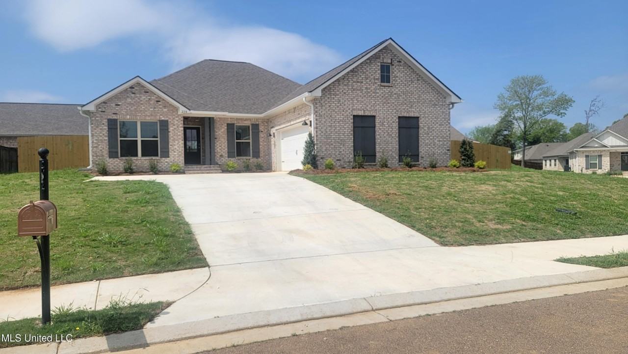 230 Copper Creek Dr - Photo 2 of 44