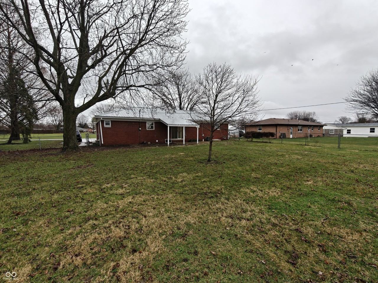 2183 S Fairview Dr - Photo 5 of 46