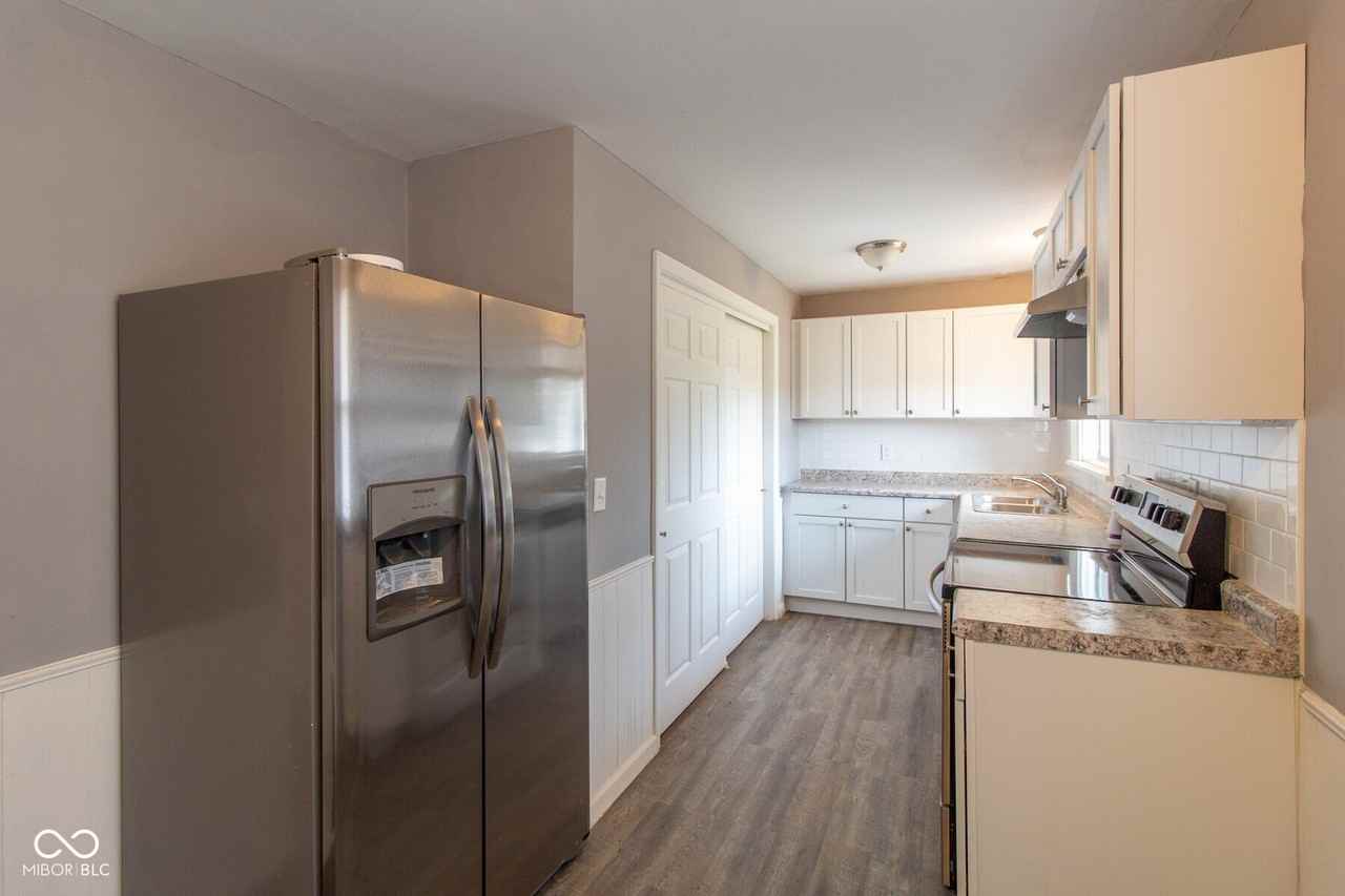 1924 Lowell Ave - Photo 5 of 13