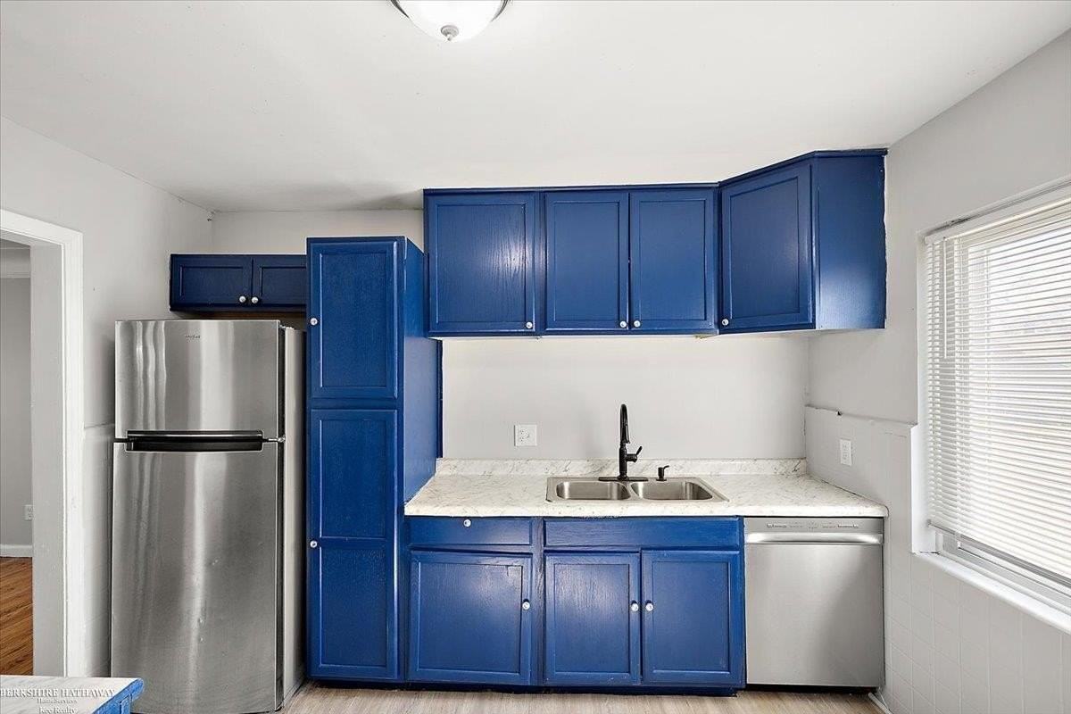 10500 Somerset Ave - Photo 7 of 25