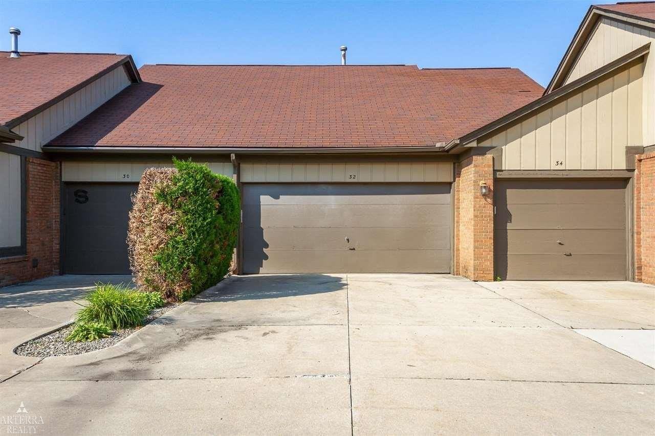 32 Meadow Wood Dr - Photo 3 of 22