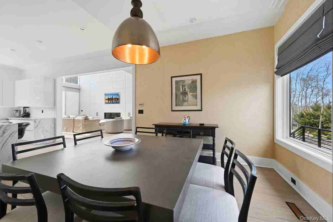 43 Smugglers Path - Photo 7 of 37