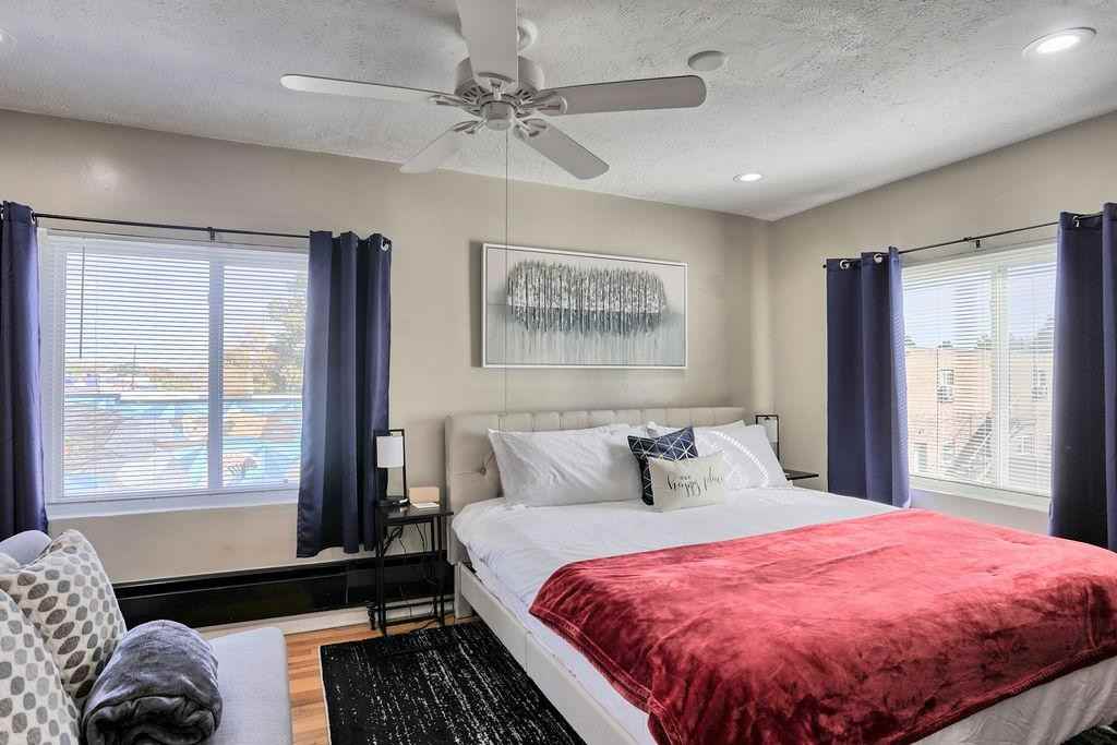 W 38th Ave - Photo 6 of 11