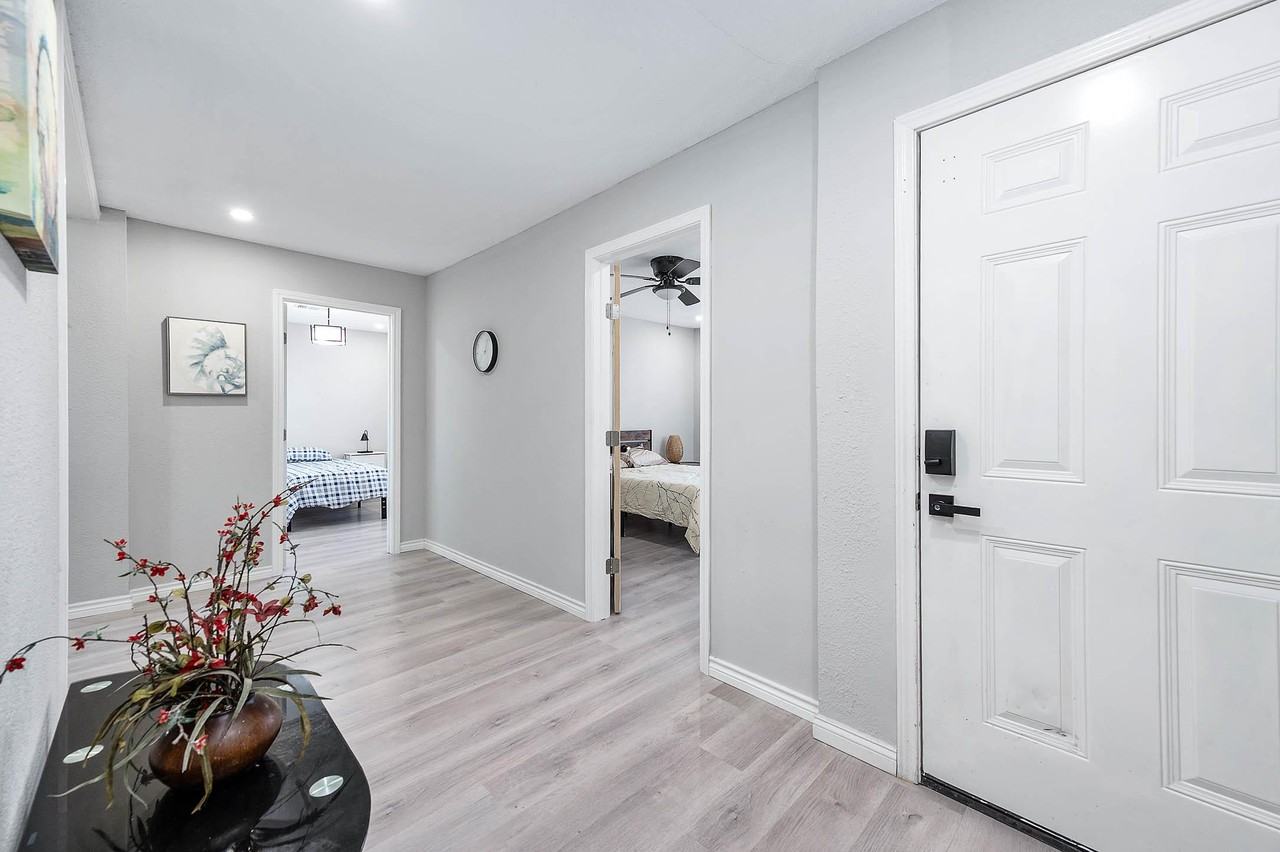 Phlox St - Photo 5 of 21