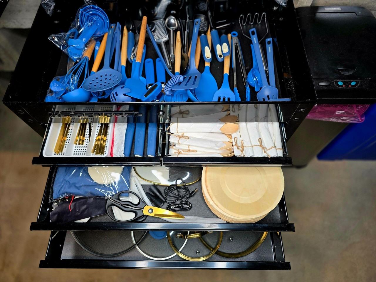 E 64th St - Photo 7 of 47