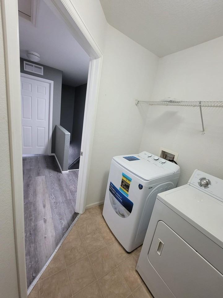 E 45th Pl - Photo 2 of 13