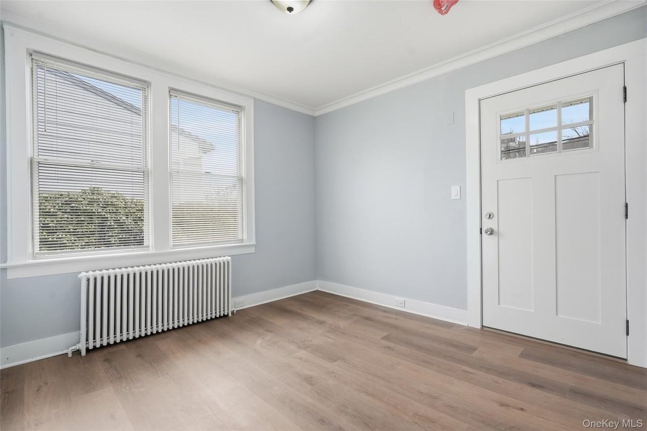 321 Olivia St Apt 1 - Photo 6 of 27