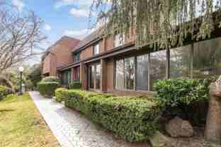 18 Acorn Ponds Dr - Photo 1 of 1