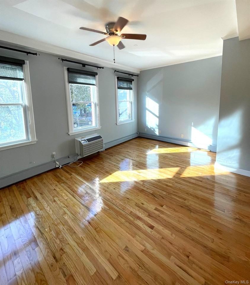 206 1st Ave Apt 1a - Photo 3 of 15