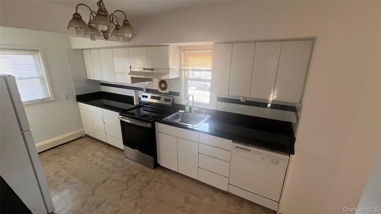 75A Muncy Ave - Photo 5 of 10